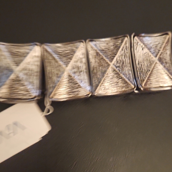NWT ViVi Women's Vintage Silvertone Rustic Bold Geometric Stretch Bracelet - Picture 6 of 7